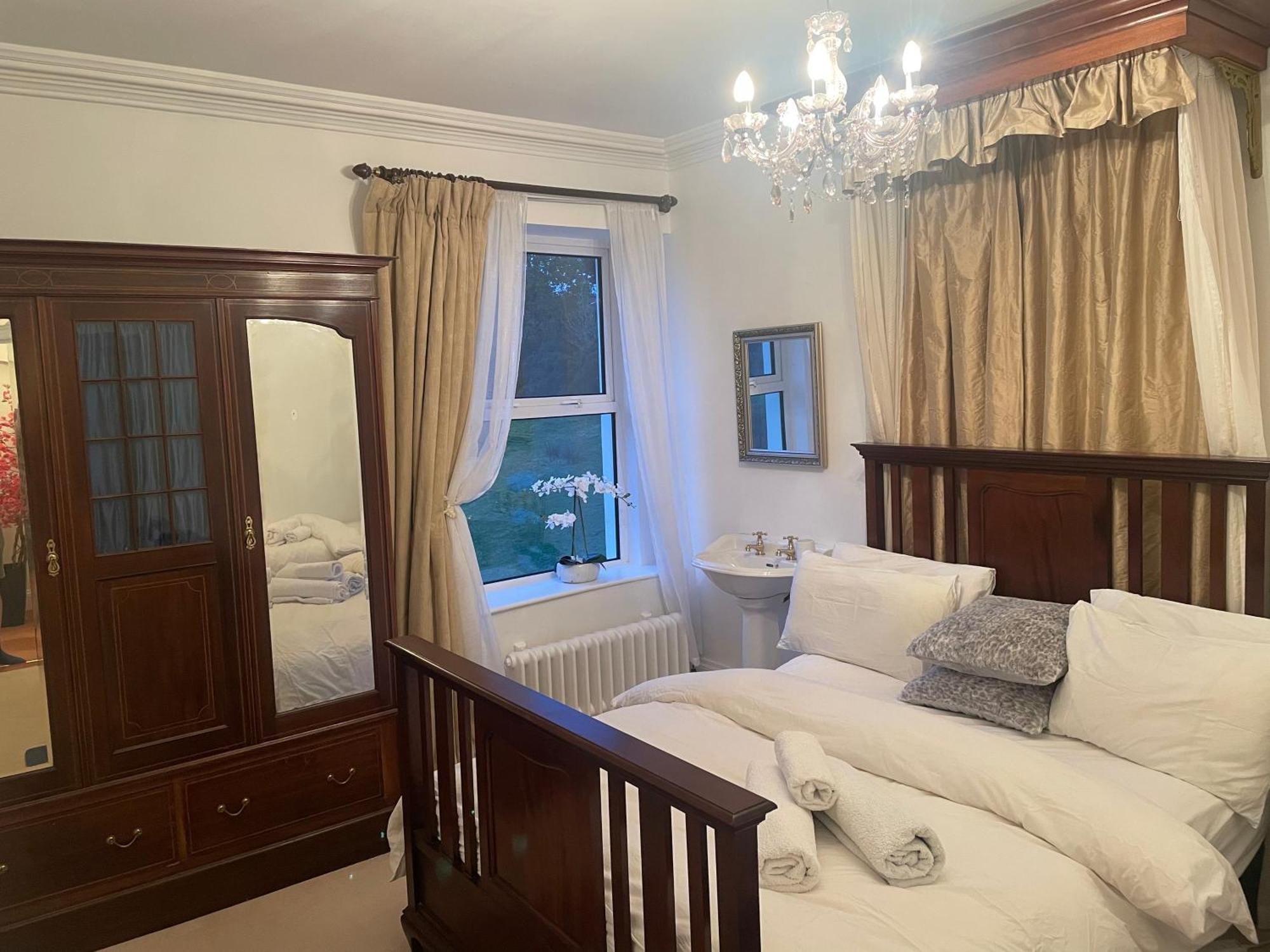 Brackfield House Hotel Killaloo Ngoại thất bức ảnh